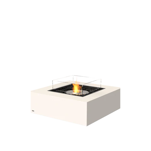 Base ベース